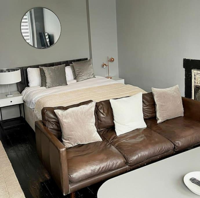 Elegant Studio In Central Hove - 5 Min Walk To Beach - 10 Min To Brighton Exteriör bild