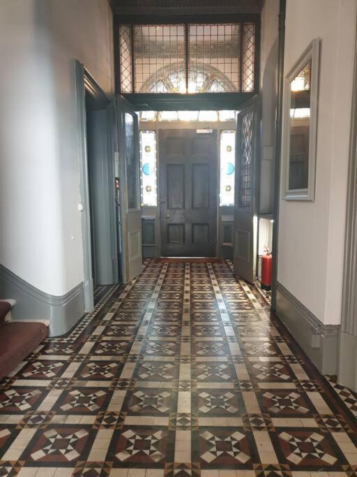 Elegant Studio In Central Hove - 5 Min Walk To Beach - 10 Min To Brighton Exteriör bild