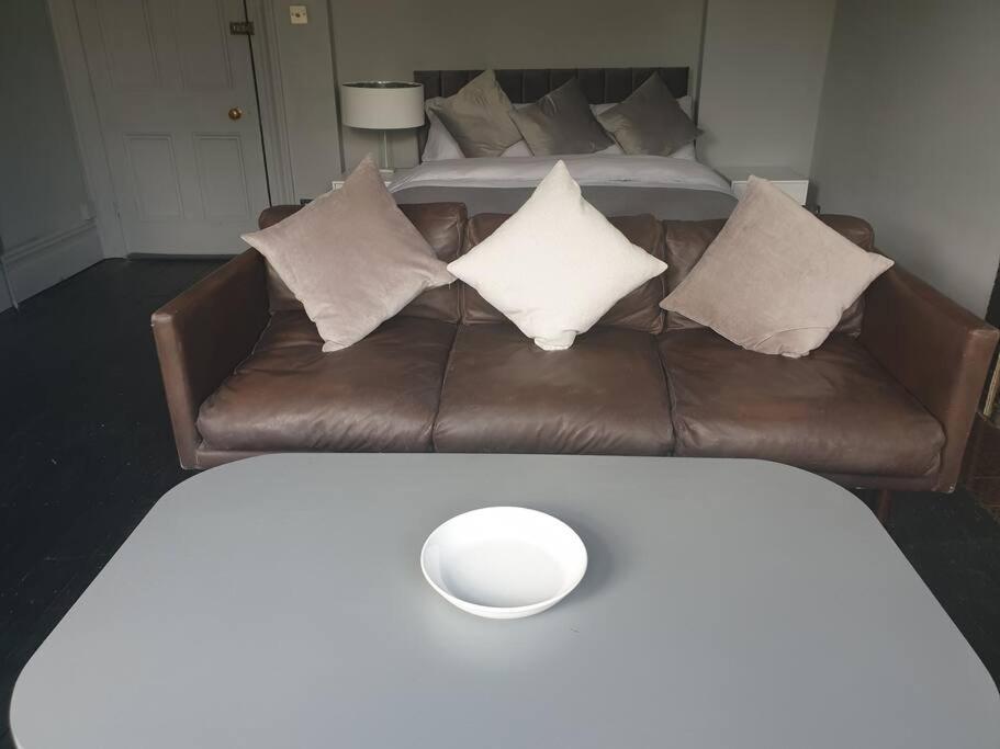 Elegant Studio In Central Hove - 5 Min Walk To Beach - 10 Min To Brighton Exteriör bild