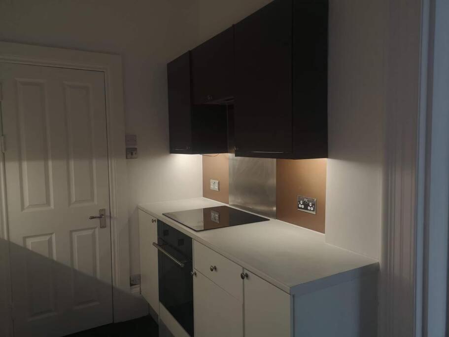 Elegant Studio In Central Hove - 5 Min Walk To Beach - 10 Min To Brighton Exteriör bild